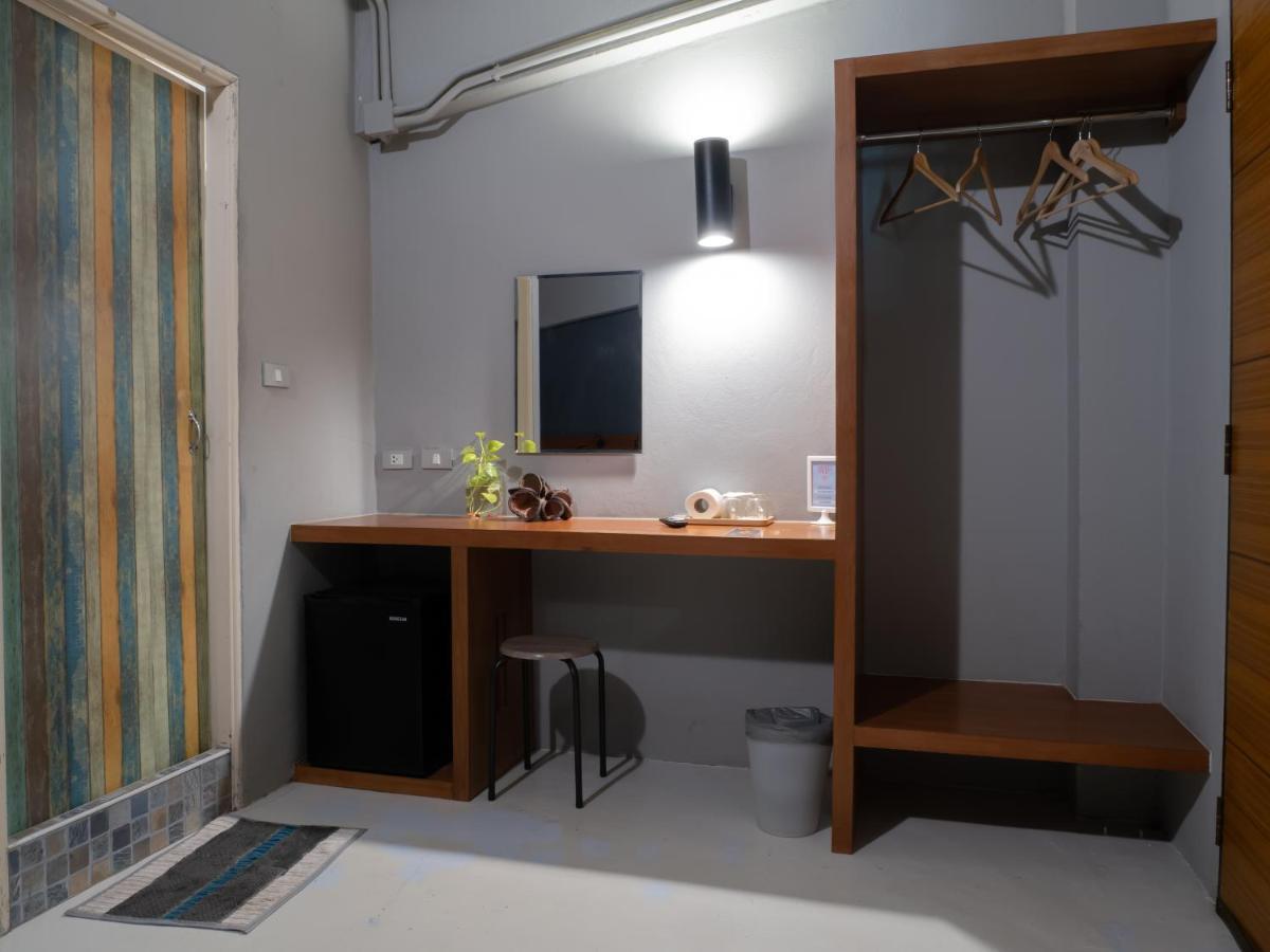 Standard Twin Room,1469859398:JPEG